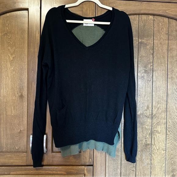 Yoon Sweaters - Yoon color block high low v neck tunic sweater